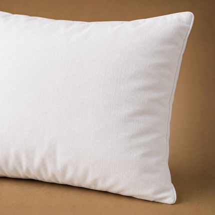 Madhome.ro Clasic Percalle white pillow with soft microgel filling and breathable cotton percale fabric cover.