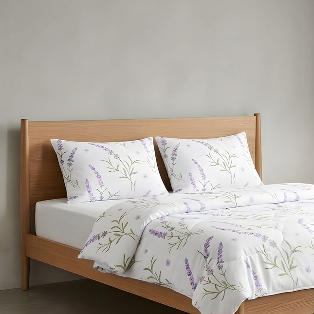 Madhome.ro winter bedding set featuring a quilted duvet and two pillows with a white lavender floral print