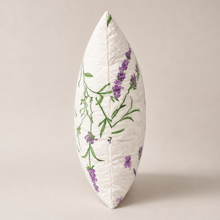 Madhome.ro quilted pillow with lavender print, 50x70 cm, featuring soft microfiber fabric and low profile design.