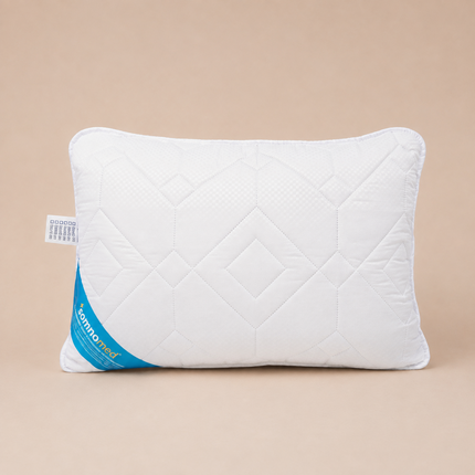 Madhome.ro white quilted antimicrobial pillow with Somnomed label, 50x70 cm size, suitable for allergy sufferers.