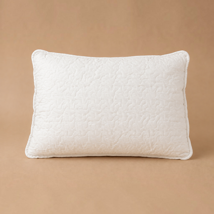 Madhome.ro white quilted microfiber pillow with reinforced edges and soft silicone down filling for optimal comfort.